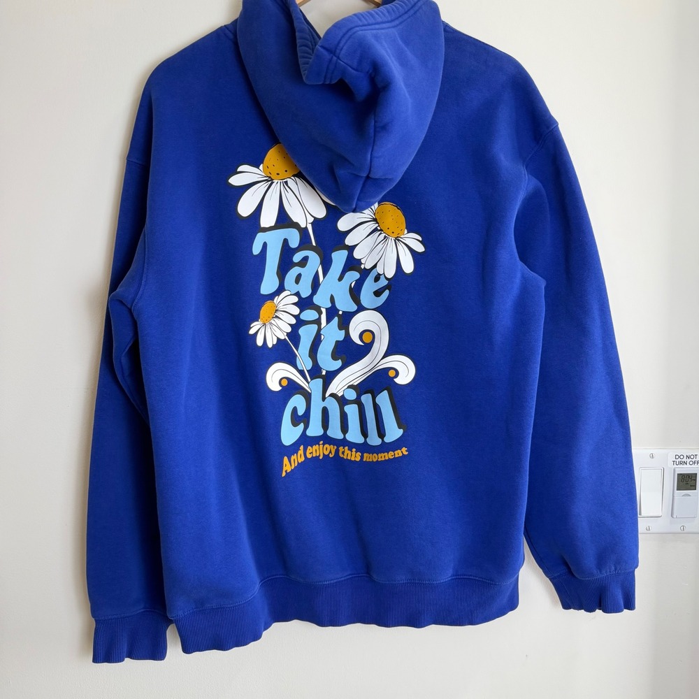H&M Take It Chill Daisy Graphic Hoodie Royal Blue Mens Medium Streetwear